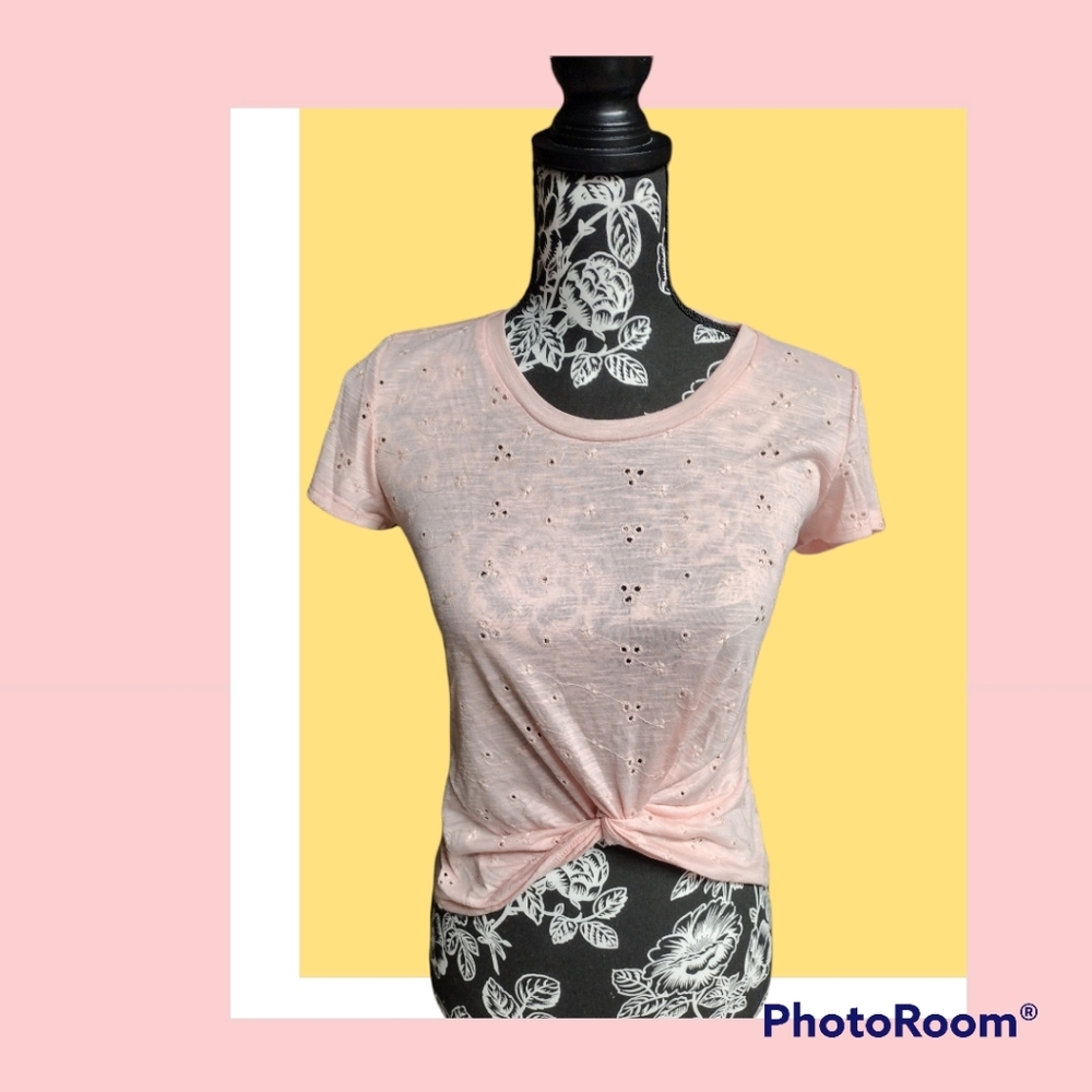 Jun & Ivy twist front tee